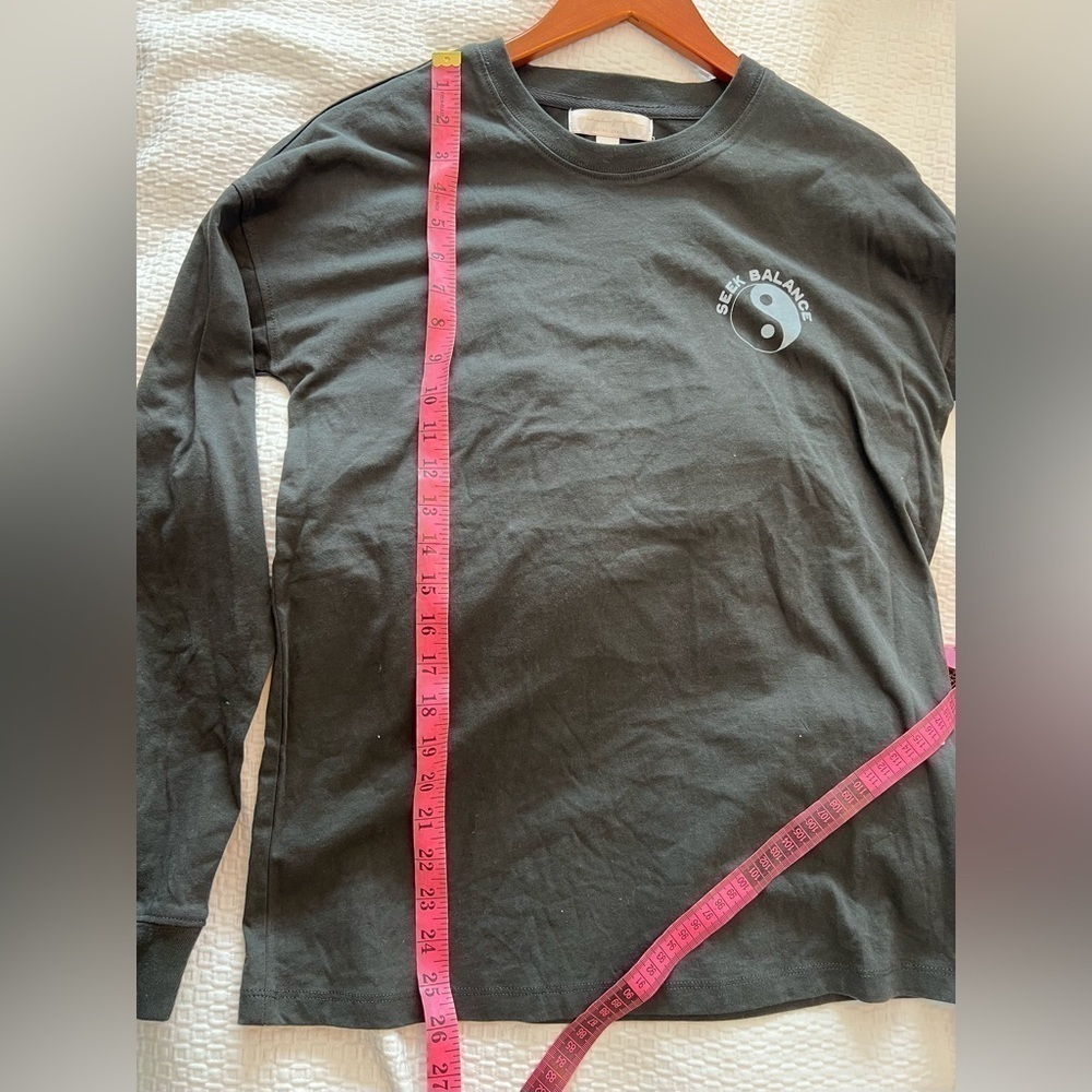 SPIRITUAL GANGSTER PEACE CARA LONG SLEEVE VINTAGE BLACK TEE - Picture 13 of 16